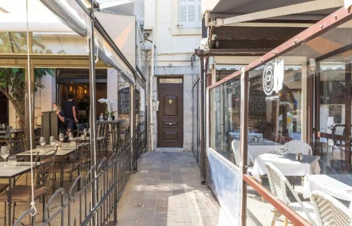 Appartement Authentique Situe En Plein Centre D'Antibes Exteriér fotografie